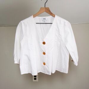 Myra Bag Button-Front White v-neck 100% Cotton top Medium